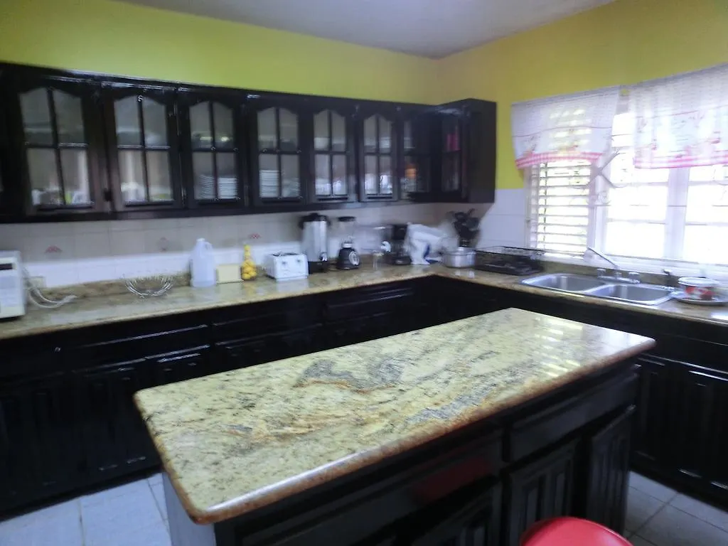 Kenwood Villa Suites Montego Bay