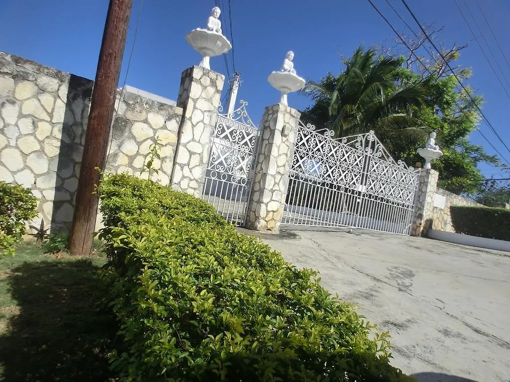 Kenwood Villa Suites Montego Bay